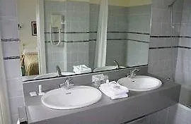 Metropole Centre 3* بولون-سور-مير