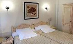 Metropole Hotel