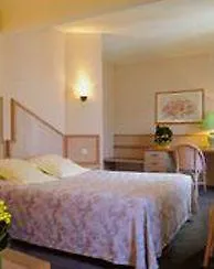 Szálloda Metropole Centre 3*