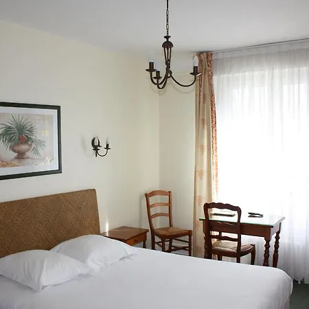 Metropole Centre 3* بولون-سور-مير