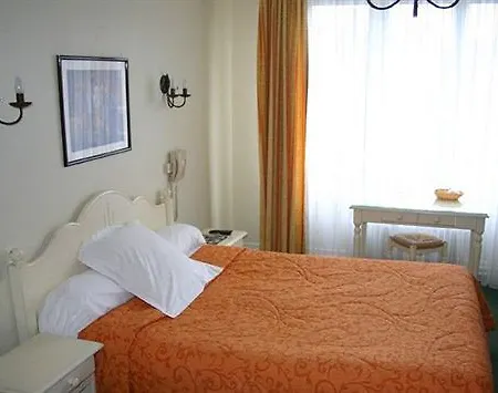 Metropole Hotel
