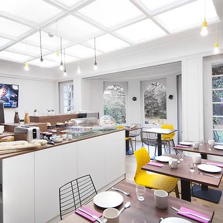 Métropole Centre Hotel